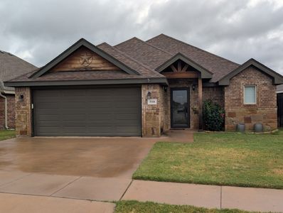 5318 Catclaw Dr