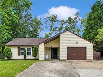 2644 Saint Regis Ln