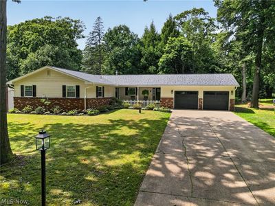 4711 Diane Dr