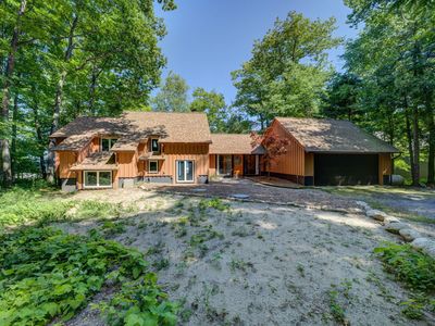 4626 N Omena Point Rd