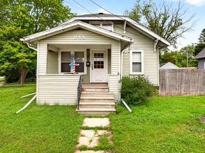 Property at 844 Appleton Rd, Menasha, WI