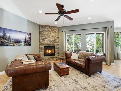 490 Upper Evergreen Dr