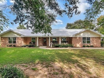 522 State Highway 75 N