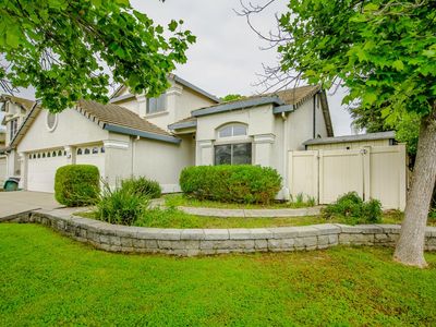 2 Clark Ct