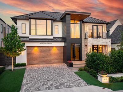 9118 Bluff Hollow Ct