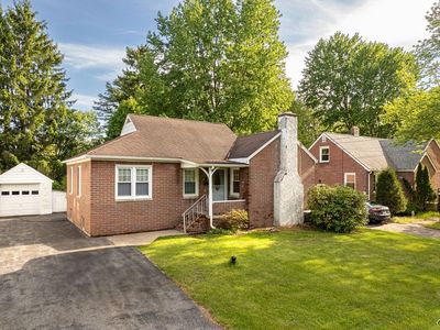 307 Shaver Ave