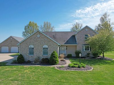 Property at 211 Oak St, Damiansville, IL