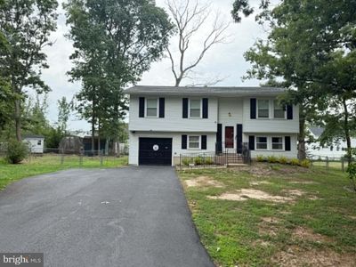 9 Edison Ct