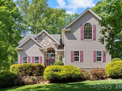 3083 Three Wood Dr