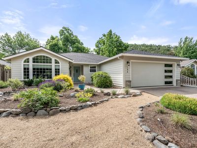 184 Meadow View Dr