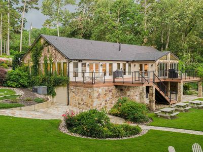42 Leona Ct
