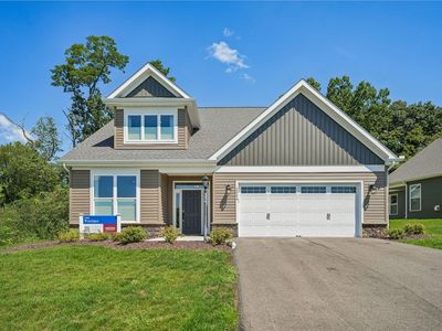 2004 Lakeside Dr