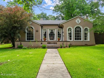 106 S 22nd Ave