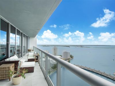 495 Brickell Ave APT 3803