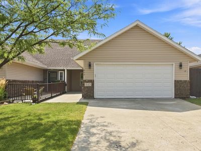 843 12 1/2 Ave W