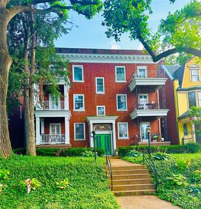 4530 McPherson Ave APT 2E