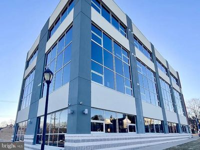 99 Bridge St #205