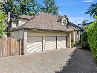 1700 Village Park Ln