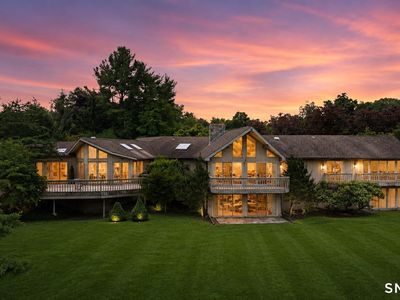 4 Aspetuck Hill Lane