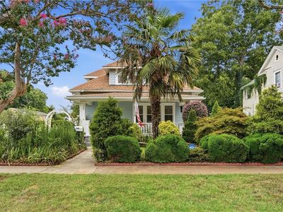 136 W Government Ave