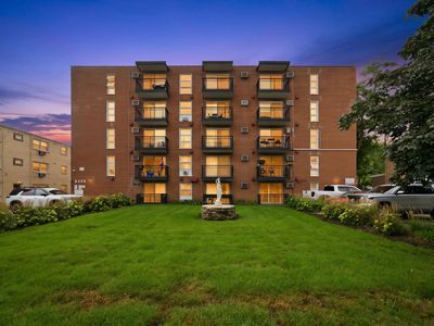 6490 N Northwest Hwy APT 1C