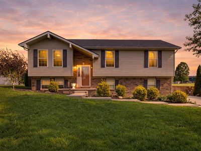 1212 Kenzie Ct