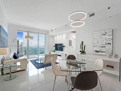 950 Brickell Bay Dr APT 4600