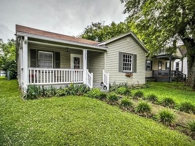 5004 Illinois Ave