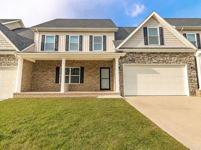 107 Red Oak Ln