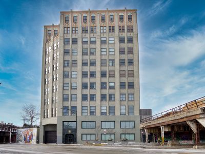 1550 S Blue Island Ave UNIT 1111