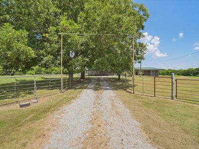 691 S State Highway 78