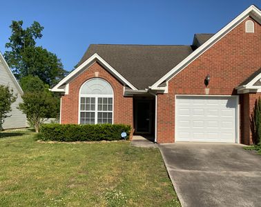 52 Briarstone Dr