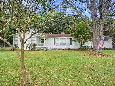 268 Carnation St