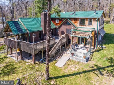 827 Penn Point Rd