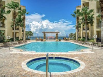 2351 Lakeview Drive #209