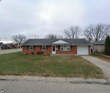 750 Trina Ave W