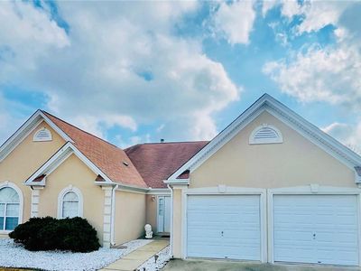 19 Meadow Crest Ct