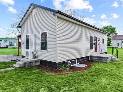 329 S Elm St