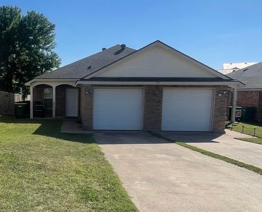704 CLAREMONT Parkway