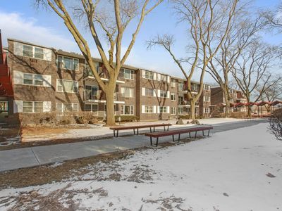 8712 Skokie Blvd #3L