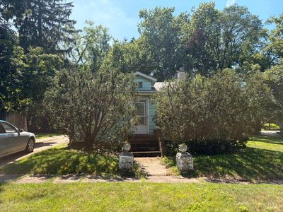 20 S Bronson St