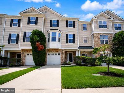111 Acorn Dr