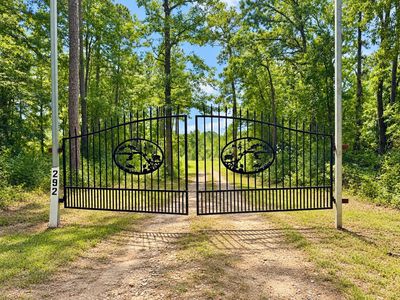 Property at 292 Bill Stickley Rd, Zavalla, TX