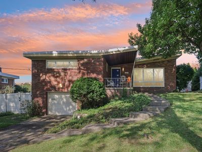 1230 Northwestern Dr