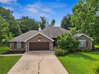 32 Cannich Dr