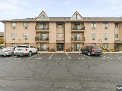 651 Riverside #B15