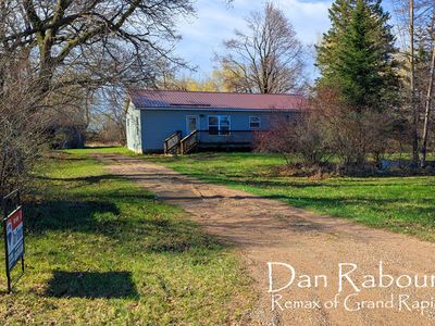 Property at 1185 Eleven Mile Rd, Remus, MI
