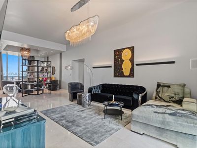 15811 Collins Ave APT 4004