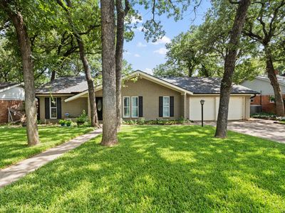 1217 W Redbud Dr