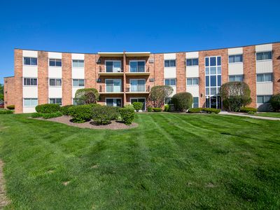 9724 S Karlov Ave APT 105